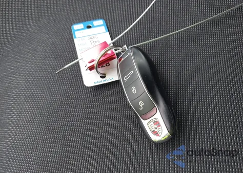 2015 Porsche Panamera 4 из США, поврежденный, VIN WP0AA2A71FL002436